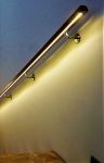 Madla zábradlí na schodiště dřevěná LED ZÁBRADLÍ-MADLO LED OSVĚTLENÍ DŘEVĚNÉ SCHODIŠŤOVÉ NA ZEĎ NA SCHODY BUK 5,9 X 4CM /www.zabradli-madla.eu LED Wandhandlauf Madla zábradlí na schodiště dřevěná