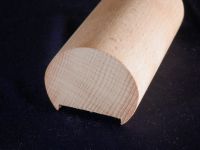 LEVNÁ KVALITNÍ MADLA DŘEVĚNÁ NA SCHODY BUK LED ZÁBRADLÍ MADLO DŘEVĚNÉ INTERIEROVÉ BUK KULATÉ Ø 50 mm S DRÁŽKOU https://www.zabradli-madla.eu/ VLASTNÍ VÝROBA LEVNÁ KVALITNÍ MADLA DŘEVĚNÁ NA SCHODY BUK LED