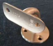 LEVNÁ KVALITNÍ MADLA DŘEVĚNÁ NA SCHODY BUK LED Držák konzole kulatého dřevěného madla Ø 42mm, zaoblený, schodišťového zábradlí na zeď, nerez.U LEVNÁ KVALITNÍ MADLA DŘEVĚNÁ NA SCHODY BUK LED