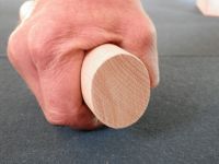 LEVNÁ KVALITNÍ MADLA DŘEVĚNÁ NA SCHODY BUK LED SPORT FITNESS CVIČENÍ GYM DŘEVĚNÉ PODPĚRY STÁLKY ideální pro domácí cvičení Perfect For Home Workouts Homemade Parallettes https://www.zabradli-madla.eu/ LEVNÁ KVALITNÍ MADLA DŘEVĚNÁ NA SCHODY BUK LED