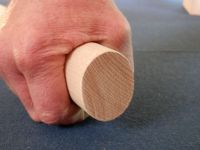 LEVNÁ KVALITNÍ MADLA DŘEVĚNÁ NA SCHODY BUK LED SPORT FITNESS CVIČENÍ GYM DŘEVĚNÉ PODPĚRY STÁLKY ideální pro domácí cvičení Perfect For Home Workouts Homemade Parallettes https://www.zabradli-madla.eu/ LEVNÁ KVALITNÍ MADLA DŘEVĚNÁ NA SCHODY BUK LED