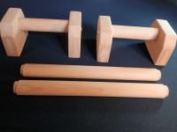 LEVNÁ KVALITNÍ MADLA DŘEVĚNÁ NA SCHODY BUK LED SPORT FITNESS CVIČENÍ GYM DŘEVĚNÉ PODPĚRY STÁLKY ideální pro domácí cvičení Perfect For Home Workouts Homemade Parallettes https://www.zabradli-madla.eu/ LEVNÁ KVALITNÍ MADLA DŘEVĚNÁ NA SCHODY BUK LED