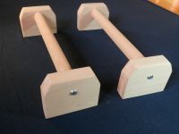 Madla zábradlí na schodiště dřevěná SPORT FITNESS CVIČENÍ GYM DŘEVĚNÉ PODPĚRY STÁLKY ideální pro domácí cvičení Perfect For Home Workouts Homemade Parallettes https://www.zabradli-madla.eu/ Madla zábradlí na schodiště dřevěná