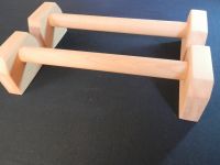 Madla zábradlí na schodiště dřevěná SPORT FITNESS CVIČENÍ GYM DŘEVĚNÉ PODPĚRY STÁLKY ideální pro domácí cvičení Perfect For Home Workouts Homemade Parallettes https://www.zabradli-madla.eu/ Madla zábradlí na schodiště dřevěná