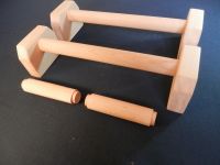 LEVNÁ KVALITNÍ MADLA DŘEVĚNÁ NA SCHODY BUK LED SPORT FITNESS CVIČENÍ GYM DŘEVĚNÉ PODPĚRY STÁLKY ideální pro domácí cvičení Perfect For Home Workouts Homemade Parallettes https://www.zabradli-madla.eu/ LEVNÁ KVALITNÍ MADLA DŘEVĚNÁ NA SCHODY BUK LED