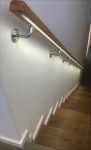Madla zábradlí na schodiště dřevěná LED ZÁBRADLÍ-MADLO LED OSVĚTLENÍ DŘEVĚNÉ SCHODIŠŤOVÉ NA ZEĎ NA SCHODY BUK 5,9 X 4CM /www.zabradli-madla.eu LED Wandhandlauf Madla zábradlí na schodiště dřevěná
