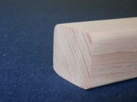 Madlo zábradlí dřevěné  BUK 4 x 4 cm interiérové na schody bez drážky https://www.zabradli-madla.eu/