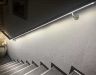 LEVNÁ KVALITNÍ MADLA DŘEVĚNÁ NA SCHODY BUK LED LED DŘEVĚNÉ ZÁBRADLÍ-MADLO OSVĚTLENÍ NA SCHODY BUK INTERIEROVÉ VLASTNÍ VÝROBA LEVNÁ KVALITNÍ MADLA DŘEVĚNÁ NA SCHODY BUK LED